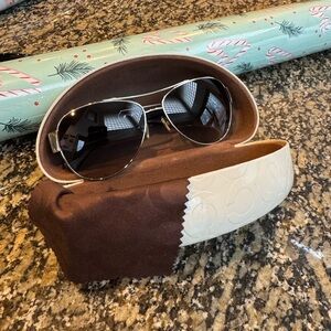 COACH SUNGLASSES - Great Xmas gift!!!